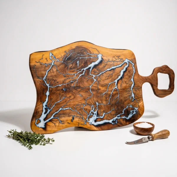 Tocator/Platou din lemn de nuc si rasina 74x42cm